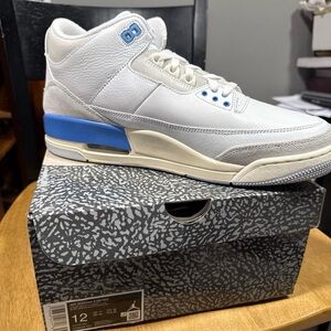 Jordan air White and Blue Retro 3 Basketball Sneaker